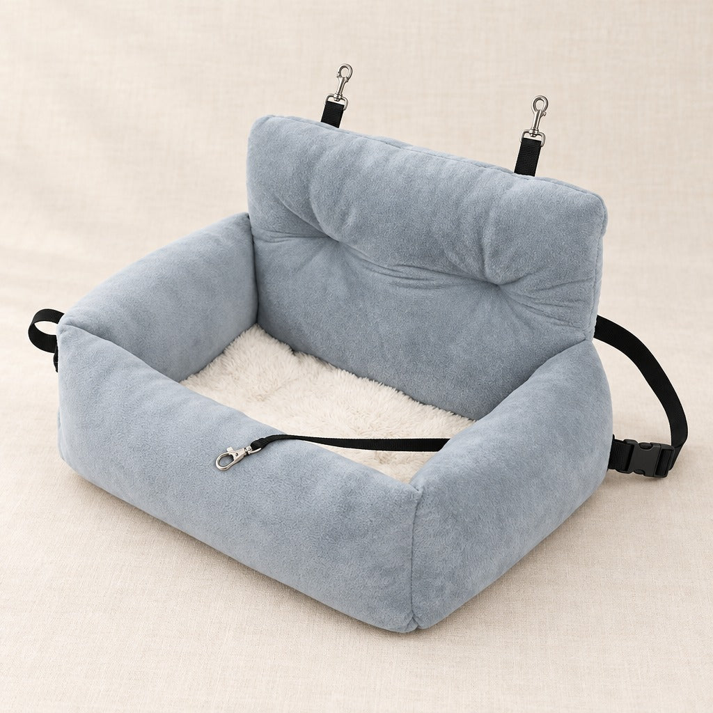 Le couchage auto rehaussé gris perle pour chien, seul, vu de trois quarts sur fond clair.